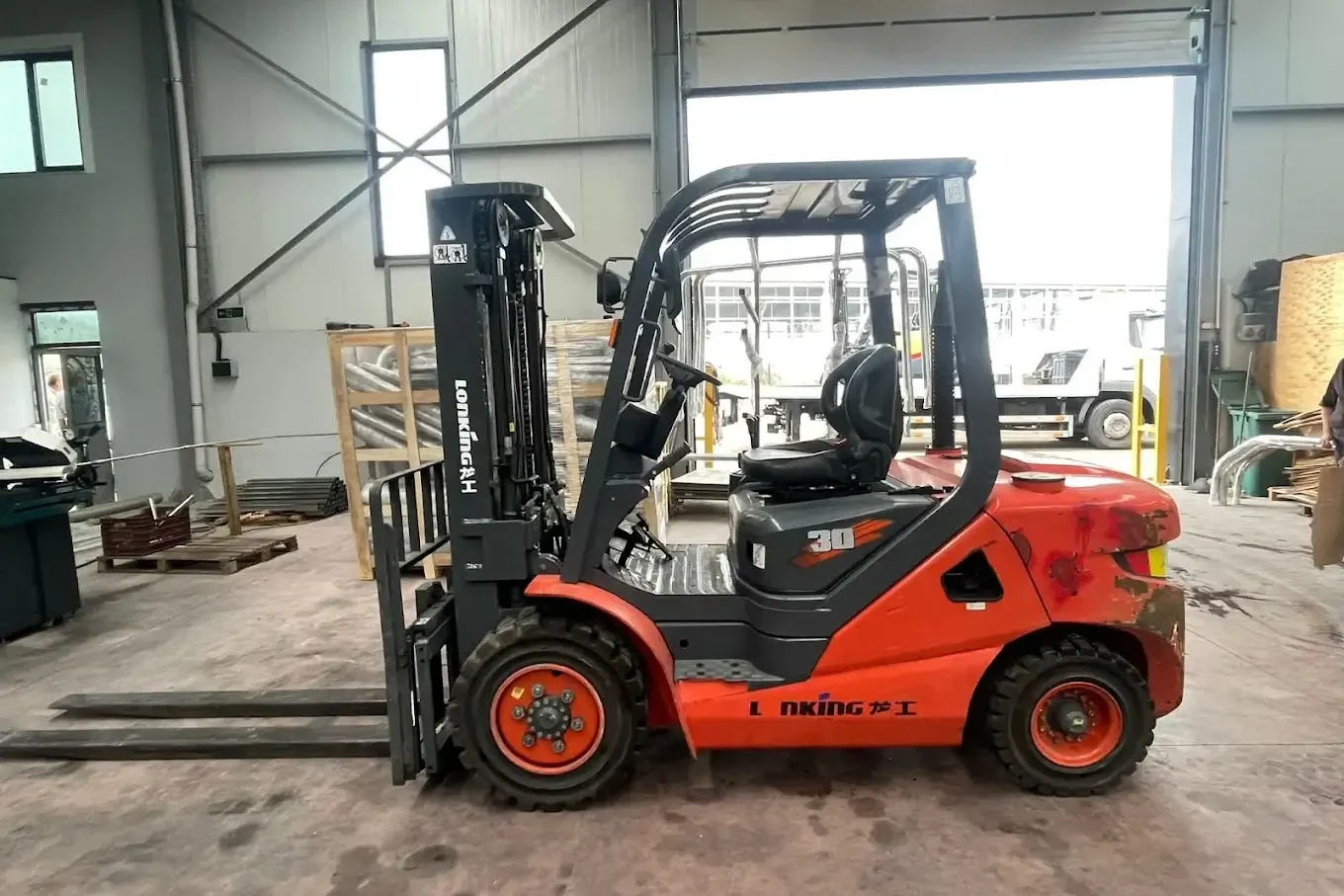 inegöl forklift kiralama hizmeti - inegöl ism vinç ve yol yardım